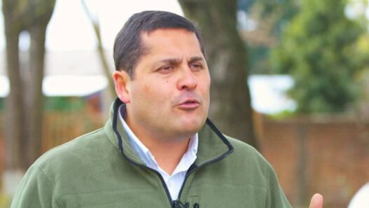 Alcalde de Linares critica a Chile Vamos y propone voto electrónico