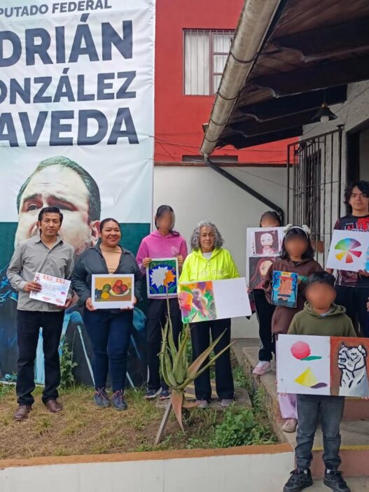 Adrián González Naveda promueve taller de arte en Coatepec