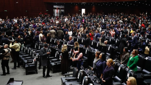 Senado discutirá reducción de jornada laboral a 40 horas en México