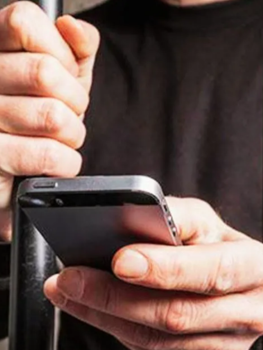 Congreso de Puebla busca endurecer penas por celulares en penales