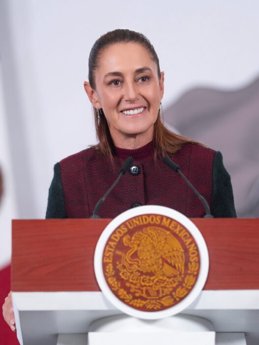 Sheinbaum propone al Senado tope a pensiones de altos funcionarios