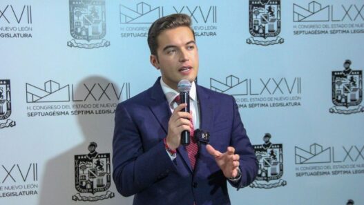 Jesús Elizondo condiciona seguir en interna de Morena NL