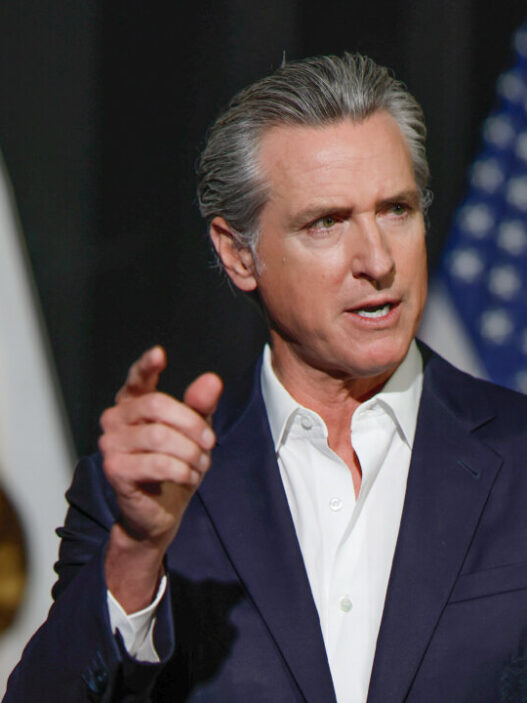 California gravará al 100% fondos de acuerdo de Trump, anuncia Newsom