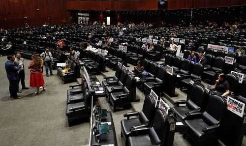 Diputados avalan aplazar elecciones judiciales hasta 2028