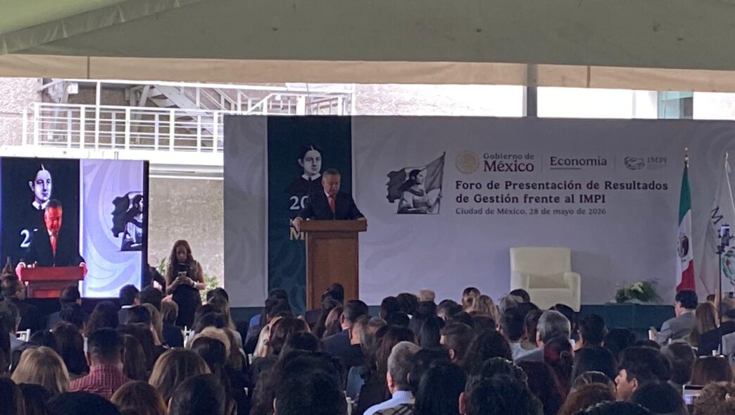 Santiago Nieto renuncia al IMPI para buscar gubernatura de Querétaro