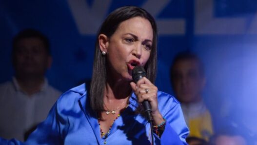 María Corina Machado confirma candidatura presidencial en Venezuela
