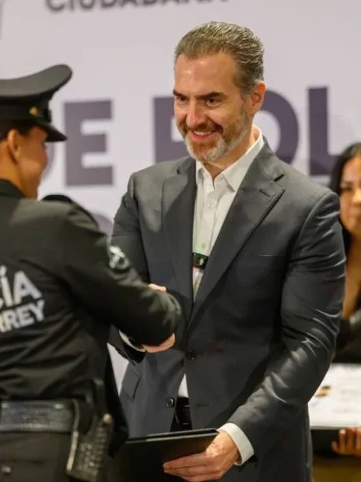 Monterrey incorpora 166 nuevos policías para reforzar seguridad
