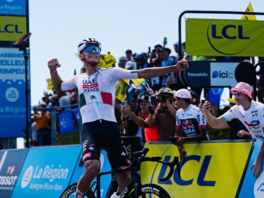 Isaac del Toro gana Tour Auvergne-Rhône-Alpes y va al Tour 2026
