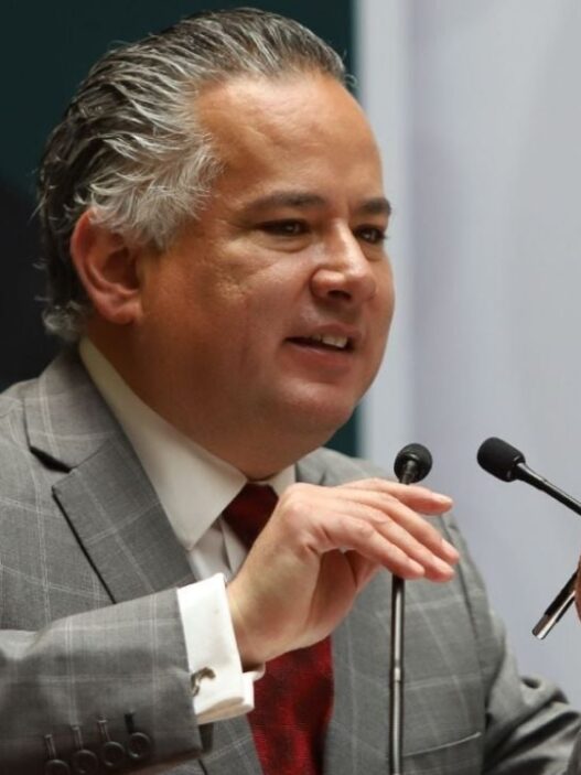 Santiago Nieto lidera estrategia de Morena para Querétaro 2027