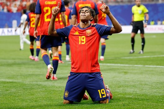 Lamine Yamal lidera goleada de España 4-0 sobre Arabia Saudí