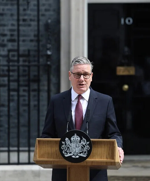 Keir Starmer dimite como primer ministro del Reino Unido
