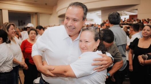 Toño Astiazarán anuncia candidatura a la gubernatura de Sonora