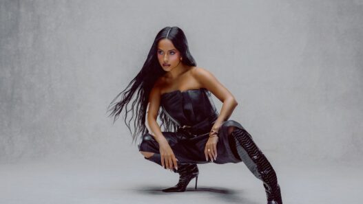 Becky G anuncia ‘Baraja Bendita’, su nuevo álbum para agosto
