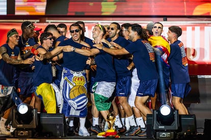 Madrid festeja el segundo título mundial de fútbol de España