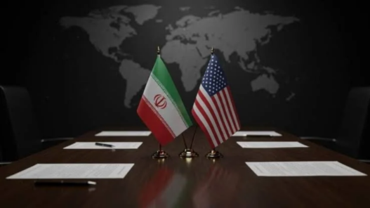 Pakistán confirma diálogo Irán-EE UU pese a tensión en Ormuz