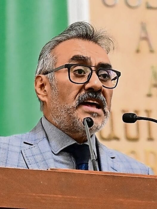 Morena propone bloquear deudores alimentarios en cargos públicos CDMX