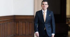 Miguel Ángel Flores pide aprobar Presupuesto 2026 en Nuevo León