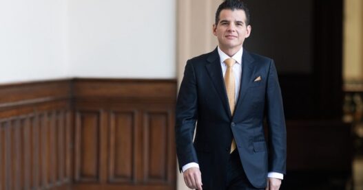 Miguel Ángel Flores pide aprobar Presupuesto 2026 en Nuevo León