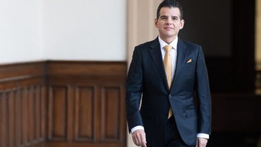 Miguel Ángel Flores pide aprobar Presupuesto 2026 en Nuevo León