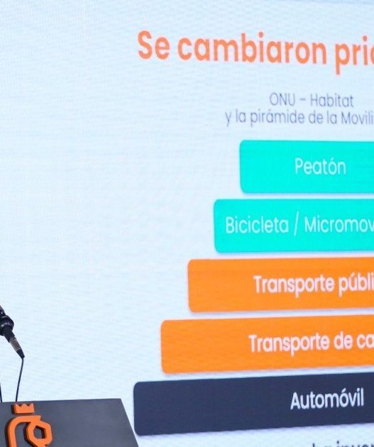 Nuevo León busca que 40% de la población use transporte público