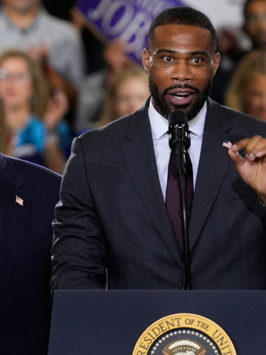 Candidato de Trump pierde primaria republicana en Michigan