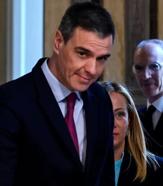 España restablece controles fronterizos con Italia por crisis migratoria