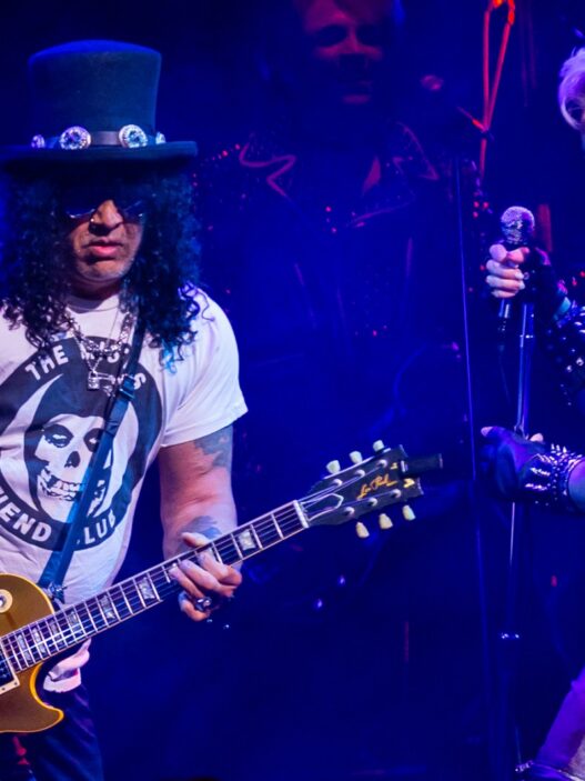 Slash debuta en Broadway con musical ganador del Tony
