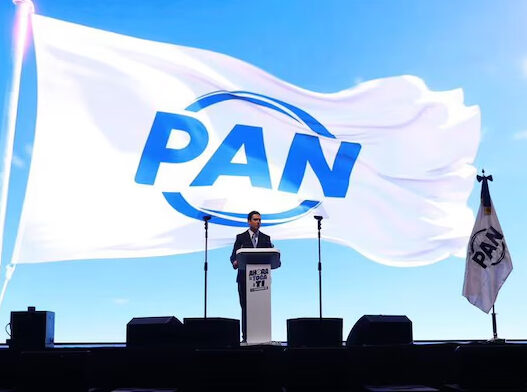 PAN acusa a Morena de proteger a López Beltrán tras revocación de visa