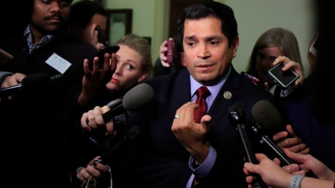 Investigan a Jimmy Gomez por conducta sexual inapropiada en Congreso