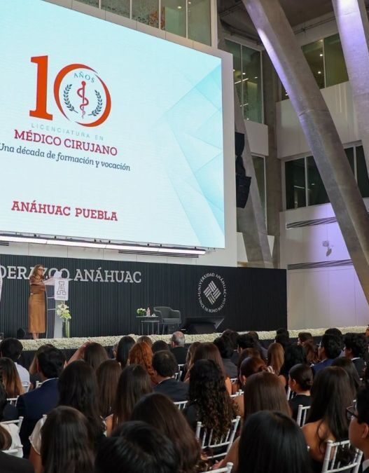 Anáhuac Puebla celebra 10 años de su Licenciatura en Medicina
