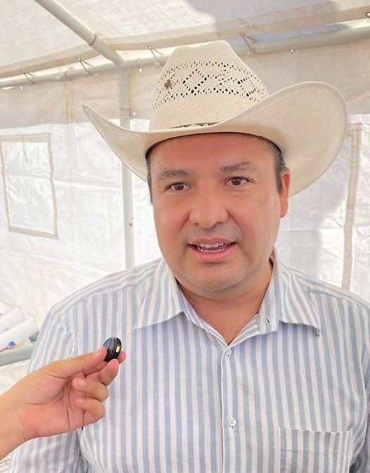 Jesús Valenciano apoya a Marco Bonilla y declina por Chihuahua 2027