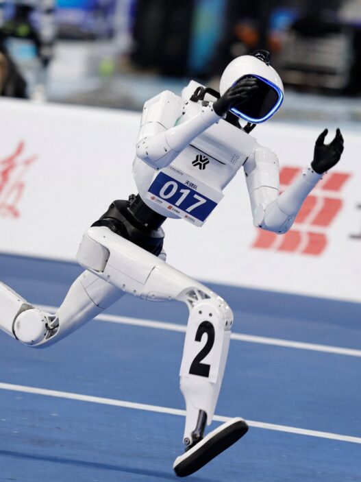 Robot chino Tiangong rompe récord mundial en 100 metros planos