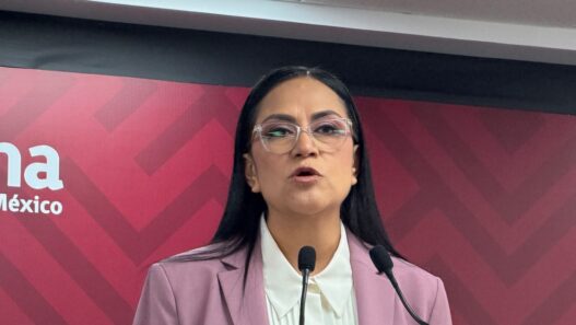 Morena defiende a López Beltrán ante denuncia en el INE