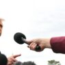 Casa Blanca retira acreditaciones a CNN, MS NOW y Politico