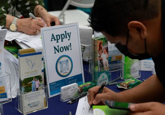 IA desacelera la creación de empleos en EE. UU. en junio de 2026
