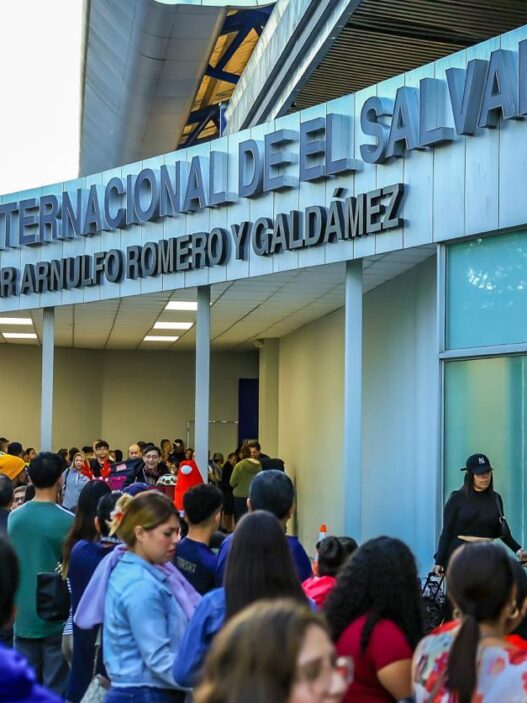 El Salvador recibe más de 3.2 millones de turistas en 2026
