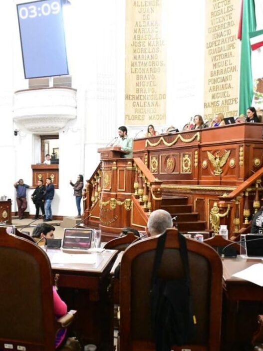 Morena propone ley contra fraudes en hoteles de CDMX