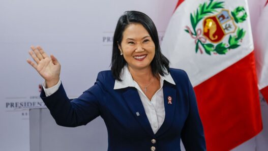 Keiko Fujimori busca restablecer relaciones diplomáticas con México