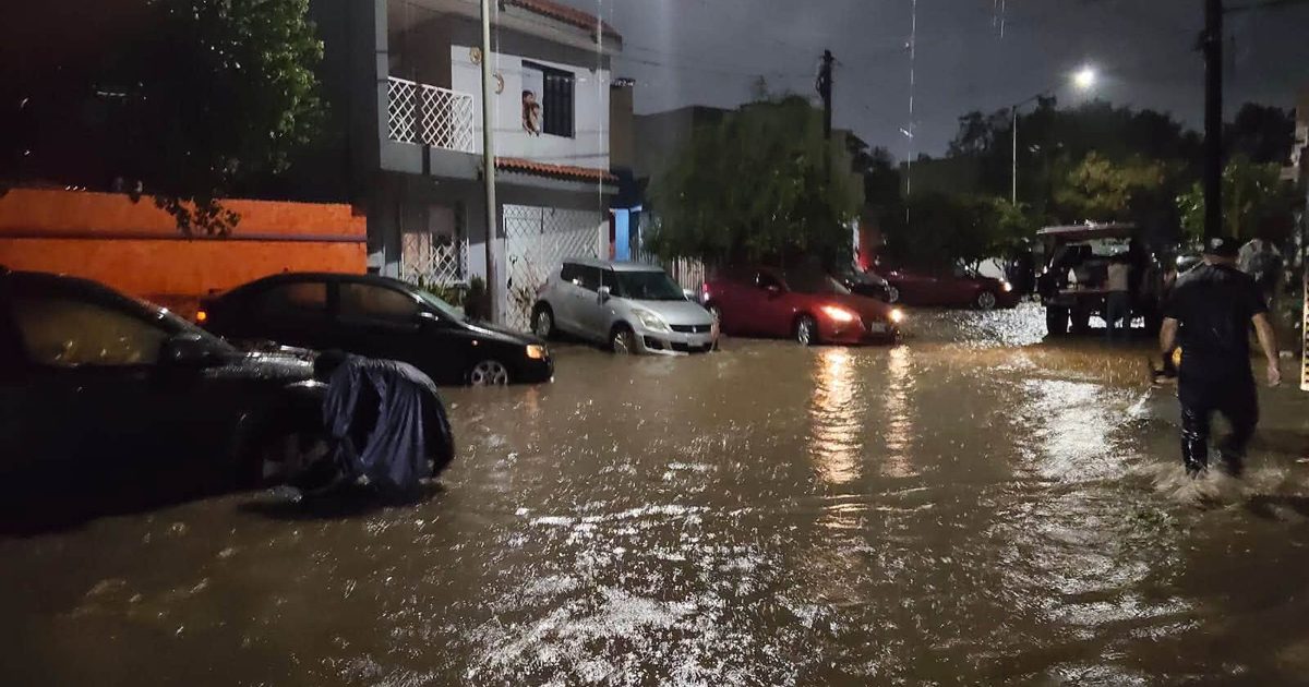 Lluvias en Nuevo León provocan 81 emergencias atendidas por 911