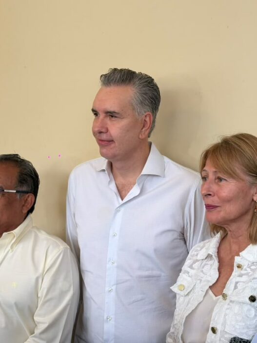 Ex aspirantes de Morena piden revisar candidatura de Clara Luz
