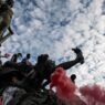Decenas de miles protestan en Francia contra recortes en educación