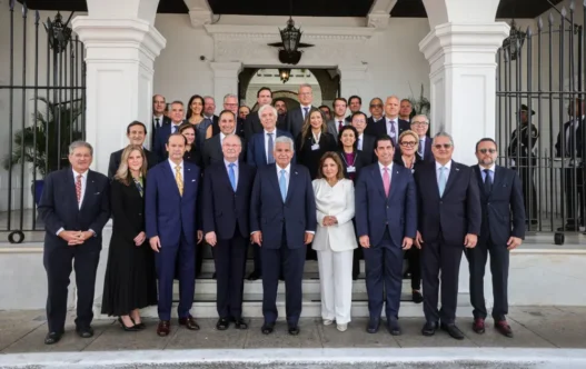 Mulino inaugura foro del WEF para impulsar a Panamá como hub global