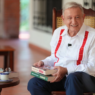 AMLO presenta libro “Pueblo” y critica política antidrogas de EU