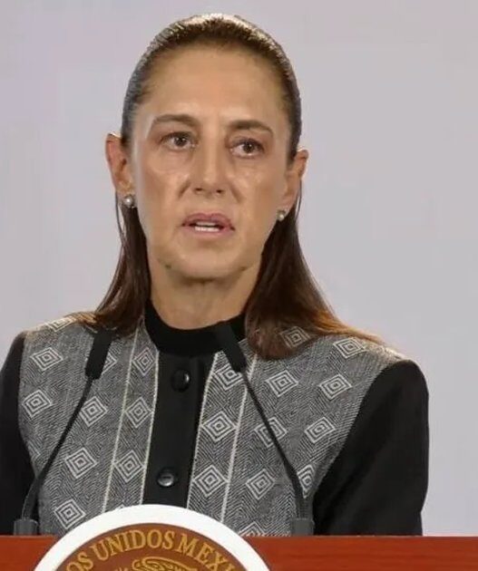 Sheinbaum celebra 15 años de Morena y firma reforma sobre nacionalidad