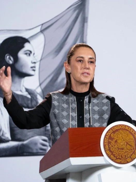 Sheinbaum destaca principios y transparencia en 15 años de Morena