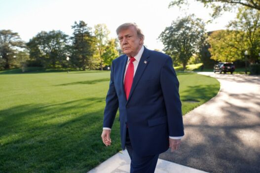 Trump declarará ante la BBC en enero y pide veto a video