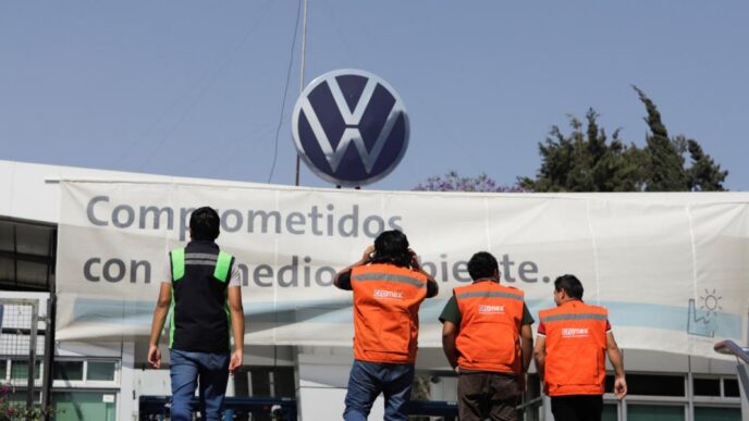 Volkswagen y SITIAVW acuerdan alza salarial y evitan huelga