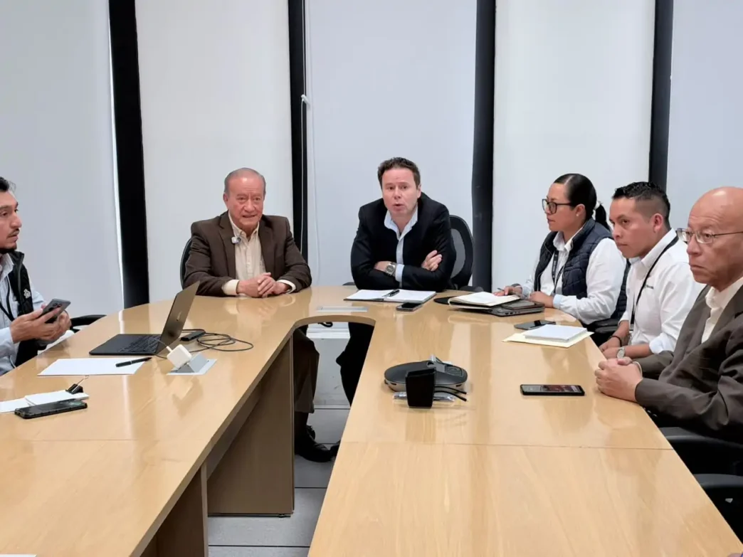 CMIC Puebla recorre centro de control de Agua de Puebla