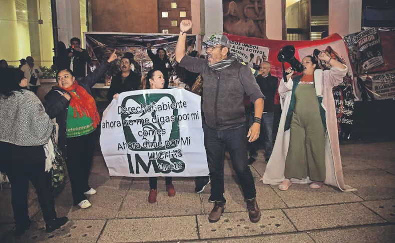 Trabajadores del IMSS denuncian irregularidades en consulta salarial