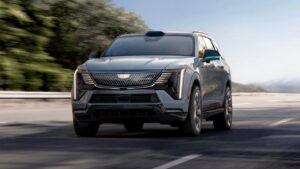 GM lanzará conducción autónoma sin supervisión visual en 2028